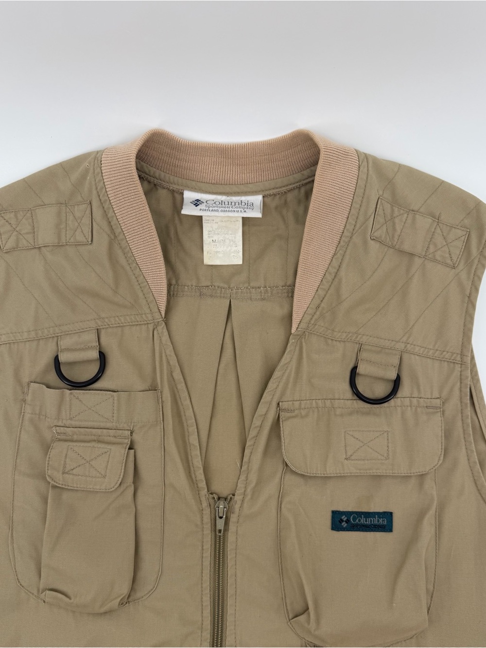 Columbia Men’s L Khaki Utility Vest - Lightweight Fishing Jacket